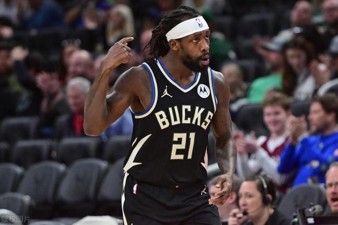 金年会体育平台-密尔沃基雄鹿转会期回应争议，志在NBA季后赛名次提升，信心回归，身体对抗强度拉满的简单介绍