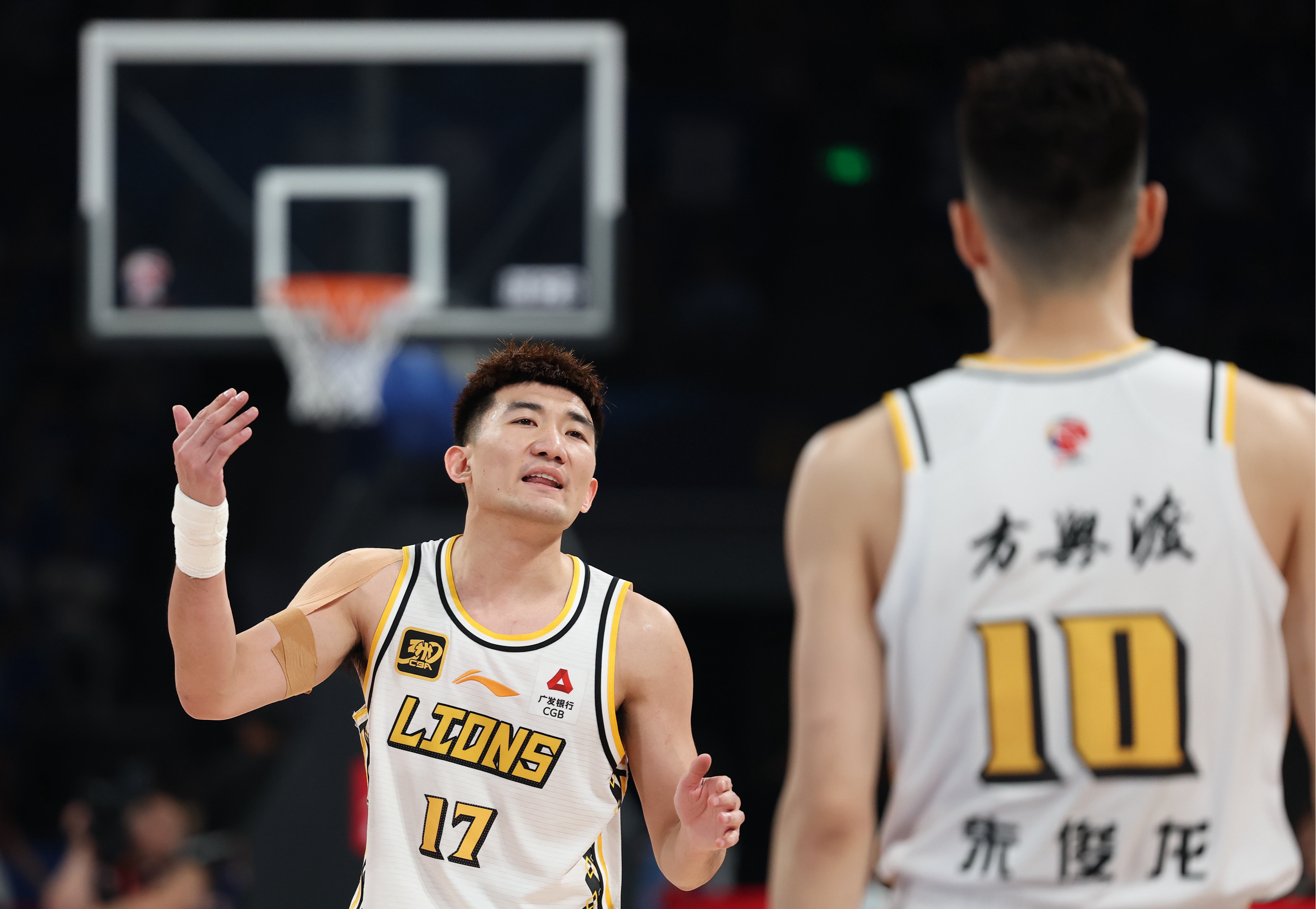 金年会体育-包含NBA总决赛倒计时，辽宁本钢赛前调整名单，细节引发关注，赛场秩序良好，细节决定成败的词条
